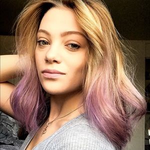 Meet your Posher, Natalie